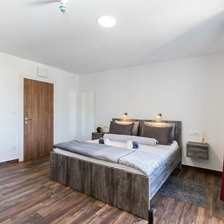 ספליט Apinelo Port Rooms מראה חיצוני תמונה